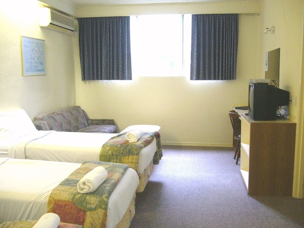 Hotel Cavalier Wantirna South Exterior photo